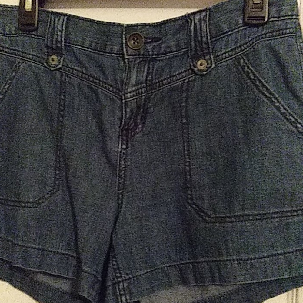 DKNY JEANS Denim Shorts
